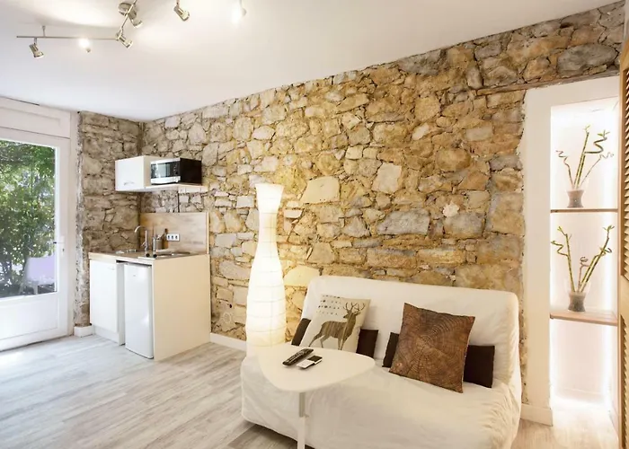 Gregbnb - Studio Climatise - Terrasse & Parking Prive